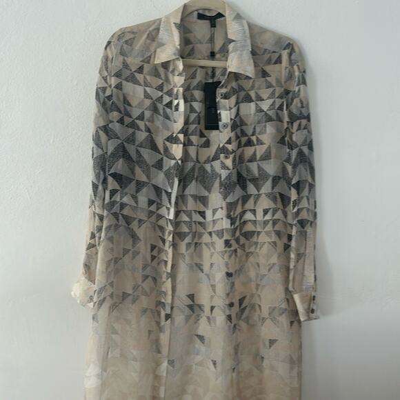 100% silk BCBG new stunning sheer button down long shirt Sc XXS - Picture 1 of 9